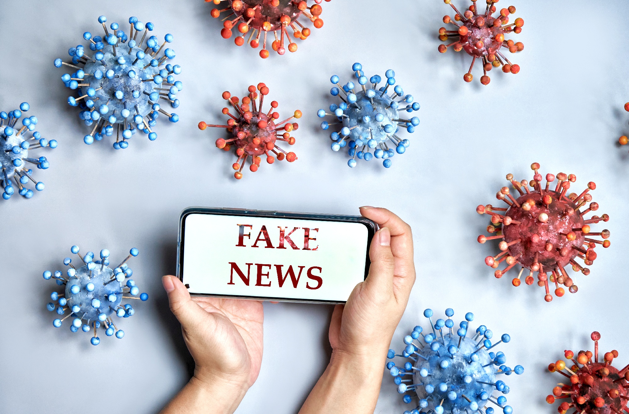 HumanTech Meetings: Fighting Disinformation with Science and Technology