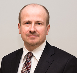 LL.D. / Assistant Professor Bartłomiej Wr&oacute;blewski