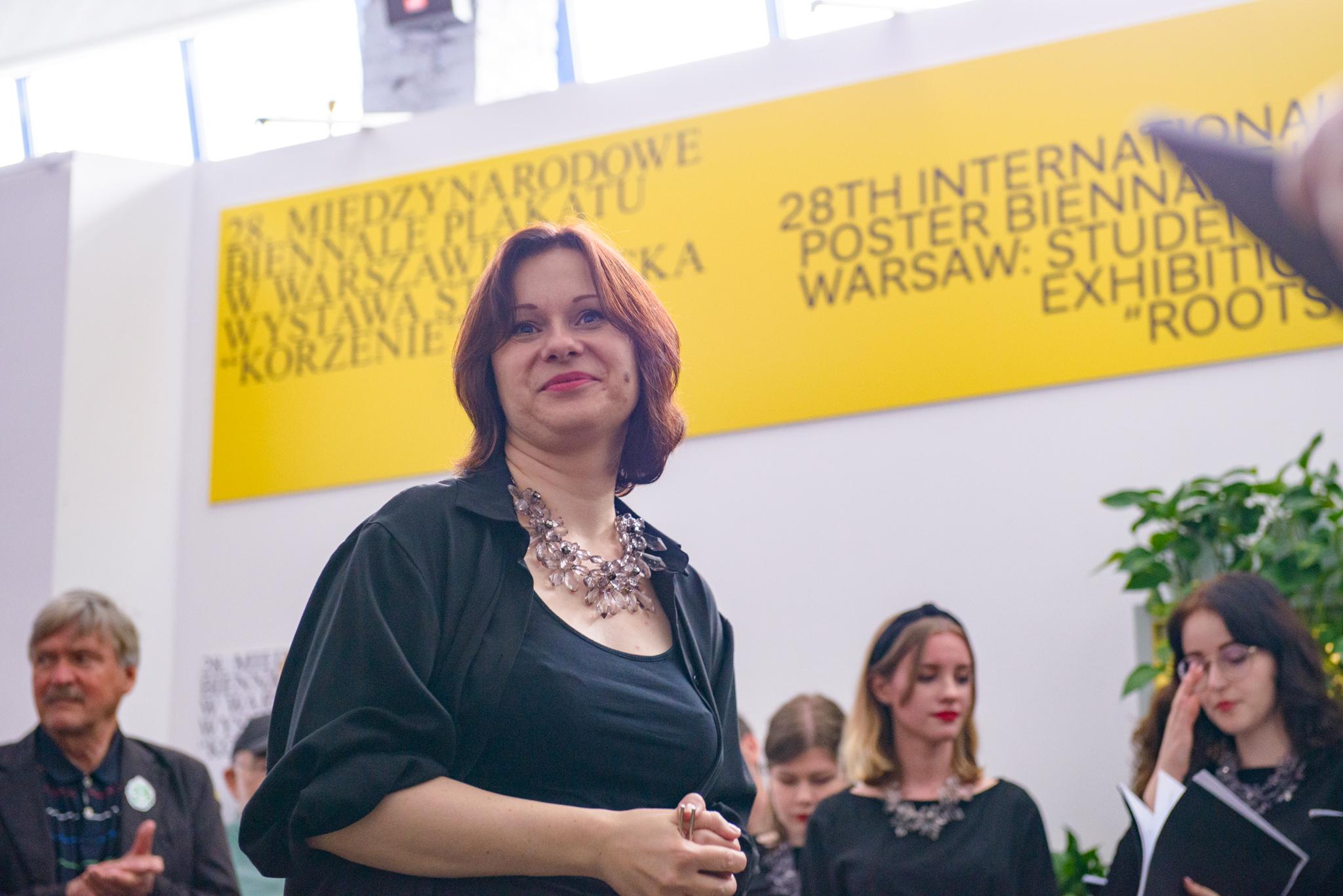 Photo of conductor Ewa Mackiewicz