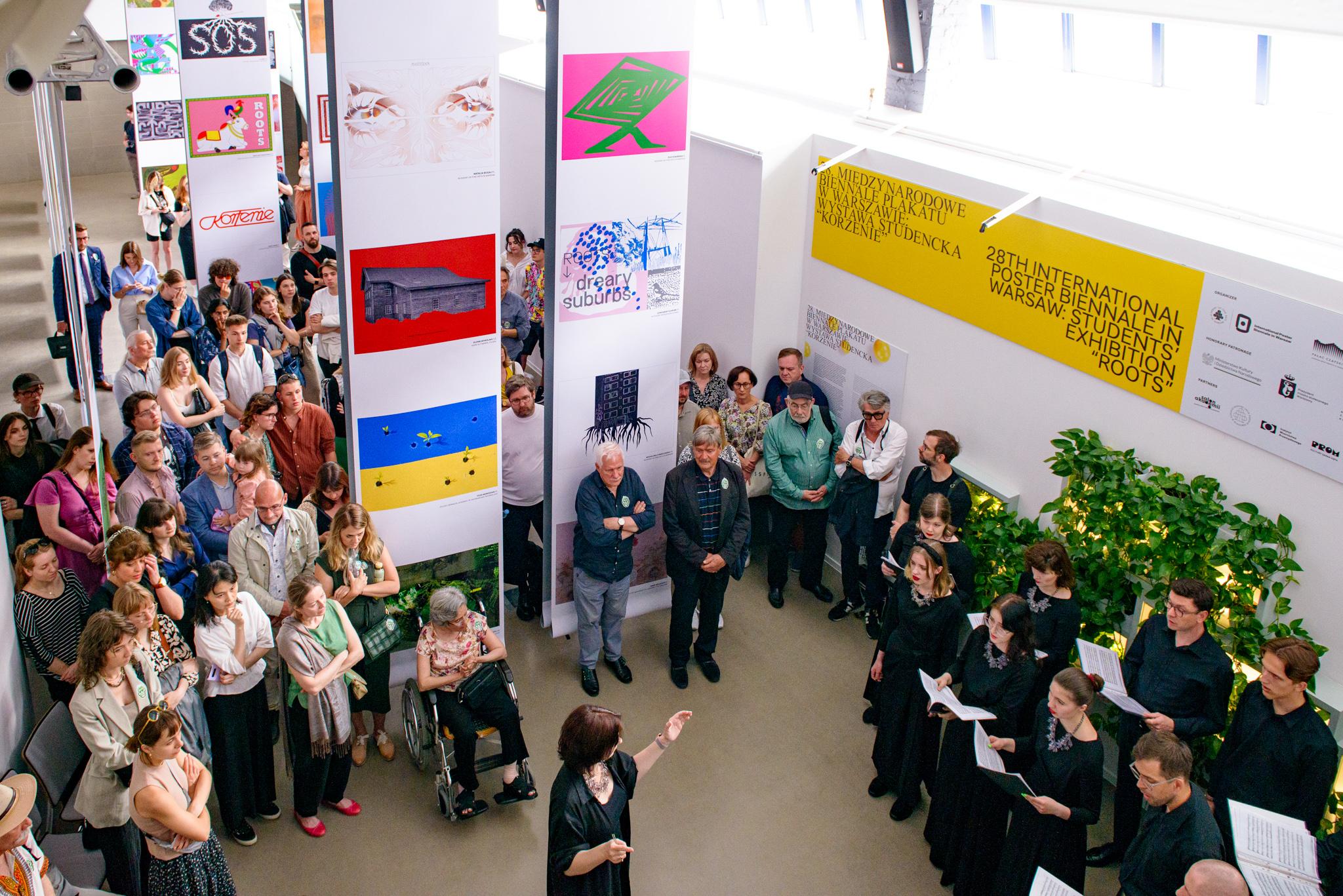The room in which the exhibition is held as seen from above