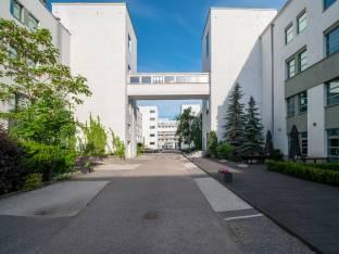 SWPS University Warsaw courtyard sm