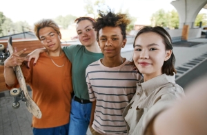 Lecture: Multiculturalism, Acculturation and Media Representations of Migrants in Canada