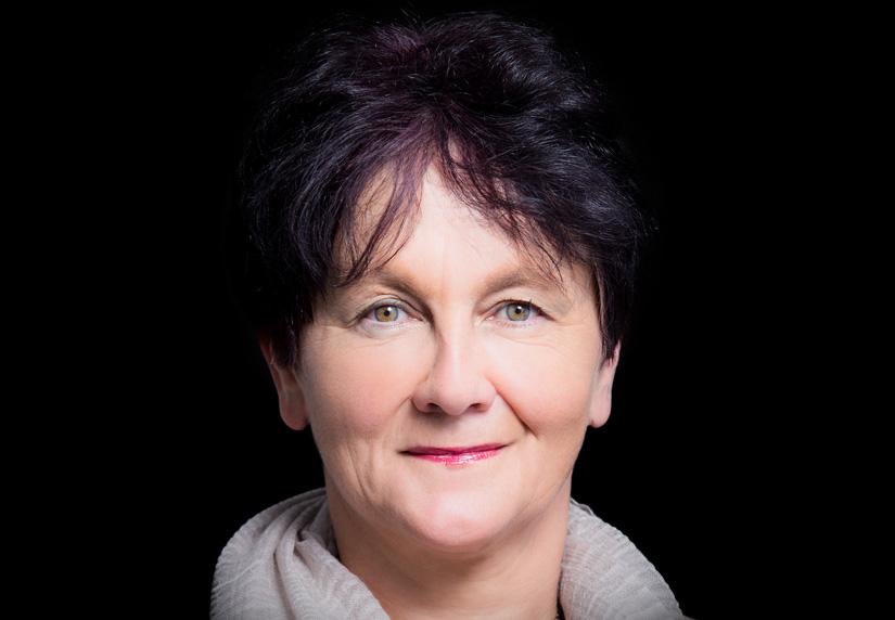 Ph.D. / Associate Professor Zofia Dołęga
