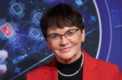 Professor Hanna Komorowska honored with FIPLV International Award